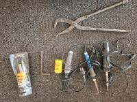 Mixed Lot: Eureka AirSpeed Vacuum, Xytronic Soldering Iron, both powered on) Tools, Hardware & Accessories - 4