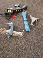 Mixed Lot: Eureka AirSpeed Vacuum, Xytronic Soldering Iron, both powered on) Tools, Hardware & Accessories - 5