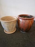 Assorted 9 Planters Pots & 5 Light-Up Halloween Pumpkins, powered on. Mini Lights, Wreath, Mixed Materials - 5