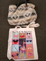 Large Miscellaneous Home Goods Lot: Sunflower Backpack, Blue Mason Jars, Tote Bags, Wall Shelf Kit - 3