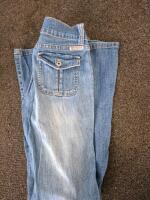 Lot of Women&rsquo;s Jeans by ZD, Hydraulic, Vigos w/ 4 Fashion Belts, Mixed Styles & Sizes 9/29 - 11