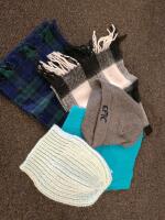Lot of Women&rsquo;s Jeans by ZD, Hydraulic, Vigos w/ 4 Fashion Belts, Mixed Styles & Sizes 9/29 - 16