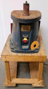 Central Machinery 95088 Oscillating Spindle Sander, 1/2 HP, 2,000 RPM, 58 OPM, 14.34x11.47 in Table