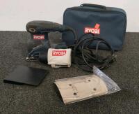 Ryobi S652D 1/4 Sheet Finishing Sander, 14,000 OPM, 120V, Dust Bag, Carry Case, SN AJ122884412 (shelf ax)