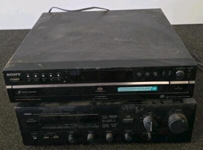 Sony SCD-CE595 SACD 5-Disc CD Player & Yamaha RX-570 Stereo Receiver. (XB)