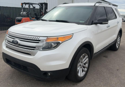 2014 FORD EXPLORER - 4X4!