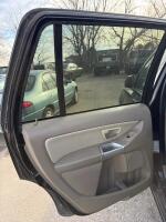 2004 VOLVO XC90 - LEATHER SEATS! - 11