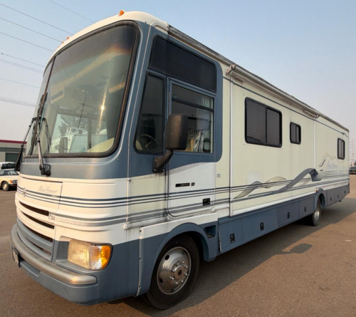 1999 PACE ARROW FLEETWOOD
