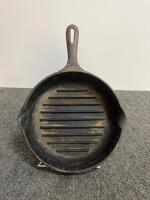 Wagner Ware Cast Iron Skillet Set #8, Made in USA &ndash; 2 Skillets, 1 Grill Pan, Open-Loop Handles - 6