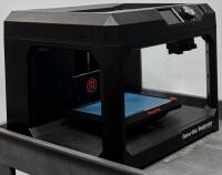 MakerBot Replicator Fifth Generation Desktop 3D Printer, 9.9"x7.8"x5.9" Build Volume, Serial MP05825 - 3