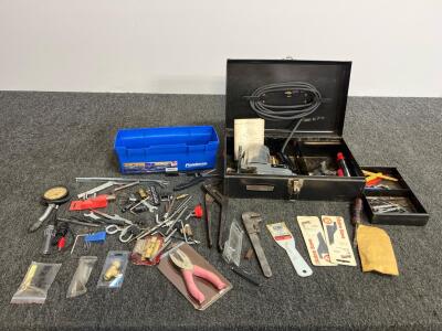 Vintage Craftsman Jigsaw Model 315.27923 with Metal & Plastic Toolboxes, 50+ Hand Tools & Blades, works
