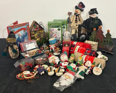 Large Lot Christmas Holiday Decor: 2x 400ct Lights, 3 Fleece Throws, Ornaments, Book, Plush
