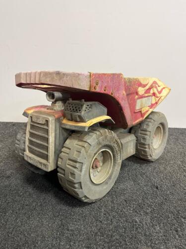 Tonka Large Plastic Toy Dump Truck with Flame Decals and Movable Bed