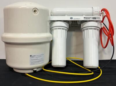 GE SmartWater GXRM10RBL 4-Stage Reverse Osmosis Water Filtration System w/ 2.5 Gal Tank, FD301377N