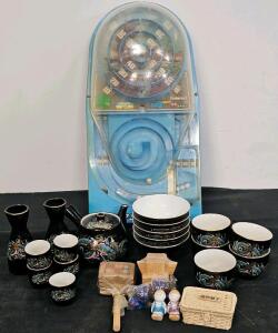 Vintage Japanese Polaris I Pinball Game, Dragonware Set, Shisa Figurines & Craft Lot