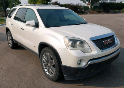 2010 GMC ACADIA - AWD!