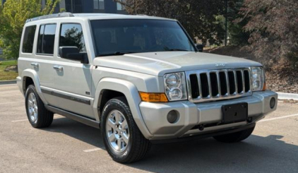 2007 JEEP COMMANDAR - 4X4!