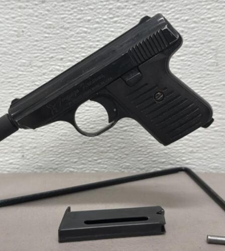 Jennings J-22 .22 LR Pistol, Serial 732000, Black Finish, 2.5&rdquo; Barrel, 6-Round Magazine, Bryco Arms