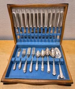 International Silver Carlton Silverplate Flatware Set, w/ Wooden Tarnish-Resistant Chest