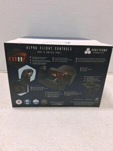 Honeycomb Alpha Flight Controls Yoke & Switch Panel, PC/Mac, Clamp Mount, Complete in Box