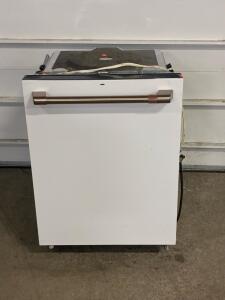 Caf&eacute; CDT888P4VW2 24" Built-in Dishwasher, Matte White with Brushed Bronze Handle, 39 dBA, 16 Place Settings