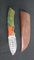 Custom Damascus Steel Fixed Blade Knife with Resin/Wood Handle and Leather Sheath - 2