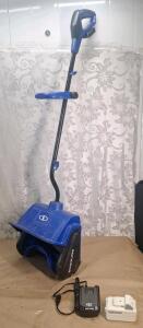 (1) Snow Joe Cordless 24V 13" Power Snow Shovel With Battery & Charger ikely model 24V-SS13-XR
