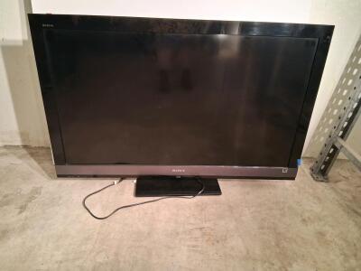 Sony KDL-46EX700 46" Full HD LCD TV with Stand, HDMI & USB Ports, Manufactured July 2010