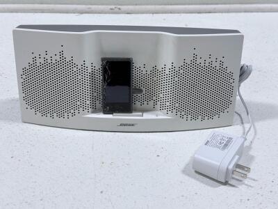 Bose SoundDock Series II iPod/iPhone Dock Speaker System With Power Adapter, Silver 30-Pin