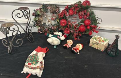 Christmas Decor &ndash; 2 Wreaths, Candle Holders, Plush Figures, Stocking, Glass Tree, Box