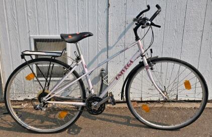 Univega Nuovo Sport City Bike, 18-Speed, Steel Frame, 700C Wheels, Light Pink/White