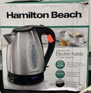 Hamilton Beach 1.7L Electric Kettle & 11 Books On Natural Health Remedies, Herbal & Reference