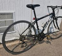 Fuji Absolute 3.0 28" 21-speed Bike, Black - 3