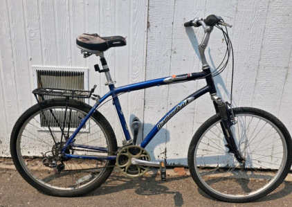 Diamondback Wildwood Hybrid Comfort Bike, 26" Wheels, Front Suspension, Rear Rack, Blue
