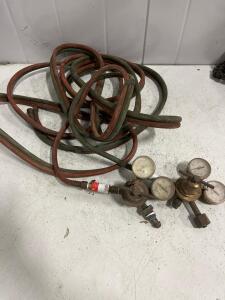 Oxy-Acetylene Twin Hose Set With Brass Dual-Stage Regulators And 2-Gauge Oxygen/Acetylene Setup