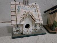 Set Of 3 Hand-Painted Wooden Birdhouses With Floral Designs And Hanging Hooks - 4