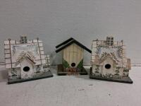 Set Of 3 Hand-Painted Wooden Birdhouses With Floral Designs And Hanging Hooks - 5
