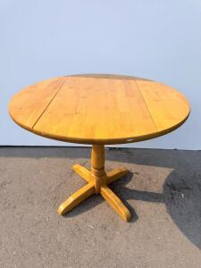 Round Oak Pedestal Dining Table With Possible Leaf Extension, 42" Diameter