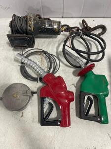 Superwinch ATV-1500 12V DC Winch, 1000 lbs Pull, 35 ft Cable, Mount Plate, Fuel Nozzles, OPW 62M