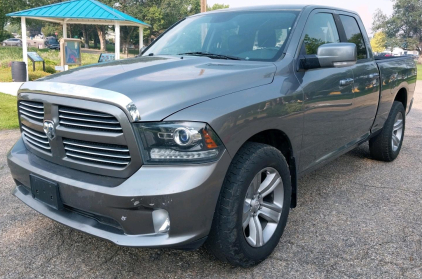 2013 RAM 1500 - 4X4! - BACKUP CAMERA!