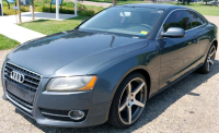 2011 AUDI A5 - SUNROOF - LEATHER SEATS!