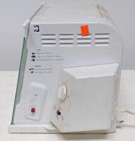 Ronco Compact Showtime Rotisserie & BBQ Oven Model 3000, Manual, Spit & Trays, White, 1250W - 2