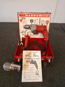 Milwaukee Magnum 0234-1 Heavy-Duty 1/2" Right Angle Drill Kit, Quik-Lok, Metal Case, 48-06-2871 (Powered On)