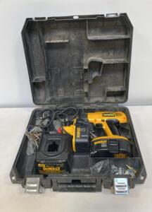 DEWALT XRP 18V Cordless Drill Kit With 2 Batteries, Charger, And Carrying Case (Powers On)