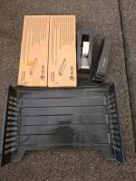 Cisco Dual Band Wireless Access Points, Model Likely Aironet 2600, External Antenna, PoE, Laser Pointer, Bissell Vacuum, And More - 4