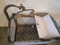 Graco Pack 'n Play Portable Playard with Bassinet and Changer, Brown and Blue Plaid - 2