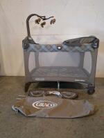 Graco Pack 'n Play Portable Playard with Bassinet and Changer, Brown and Blue Plaid - 4