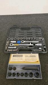 C.S. Osborne K156 Multi-Purpose Punch Kit with 9 Punches and Self-Centering Handle