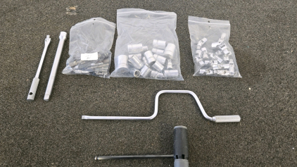 Williams USA 3/8" Drive Socket Accessory Set, Extension Bars, Crank Handles, Approx 36 Pcs