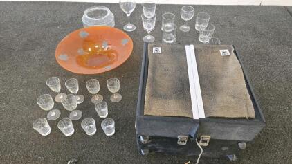 Roberts 1720 Reel-to-Reel Tape Recorder and Vintage 19-Piece Etched Glassware Set